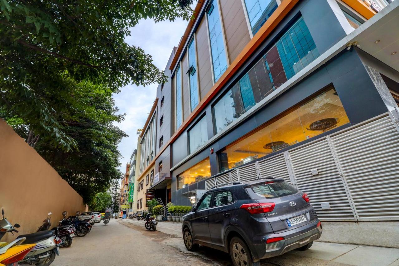 Livin Hub Bangalore Luaran gambar